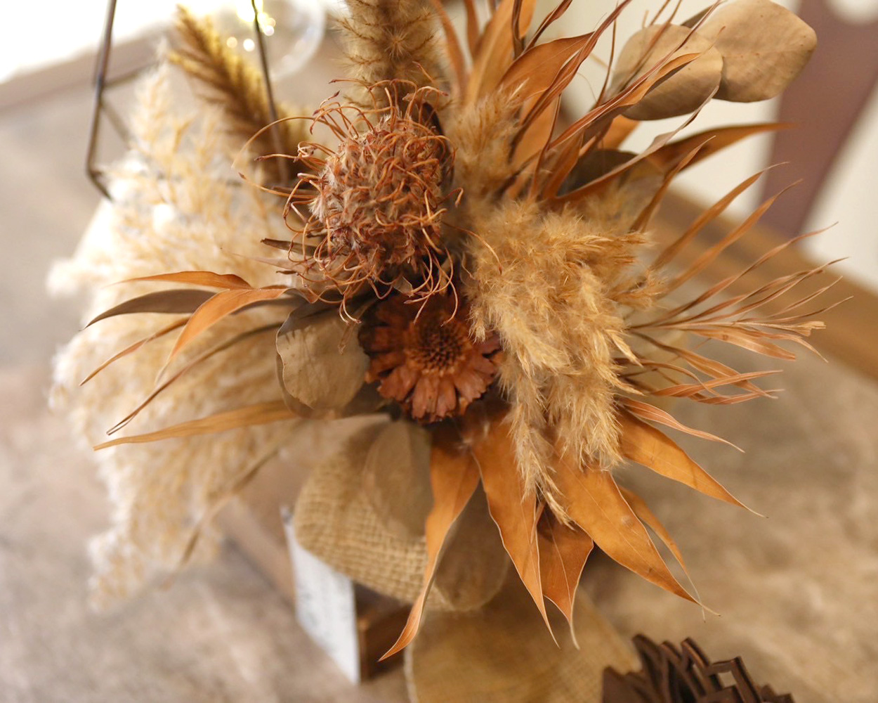 グレビアゴールド・アレカヤシ・コンパクトフラワー